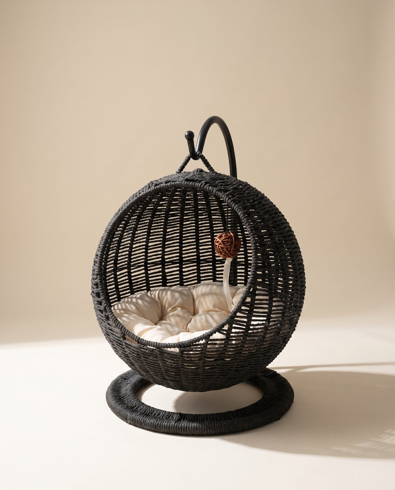 Ovi Woven Hanging Bed